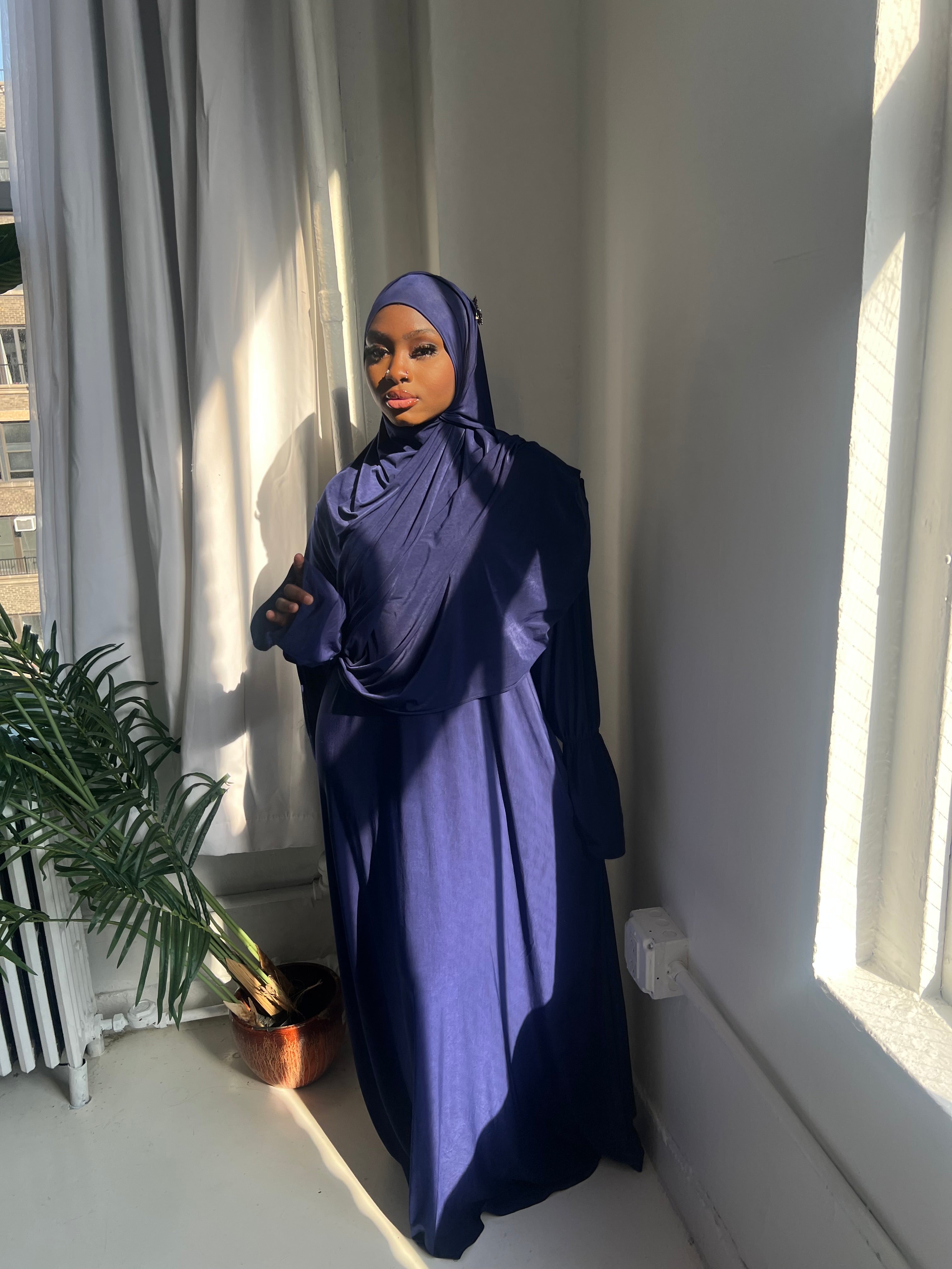 Navy Ruffle Sleeves Essential Set