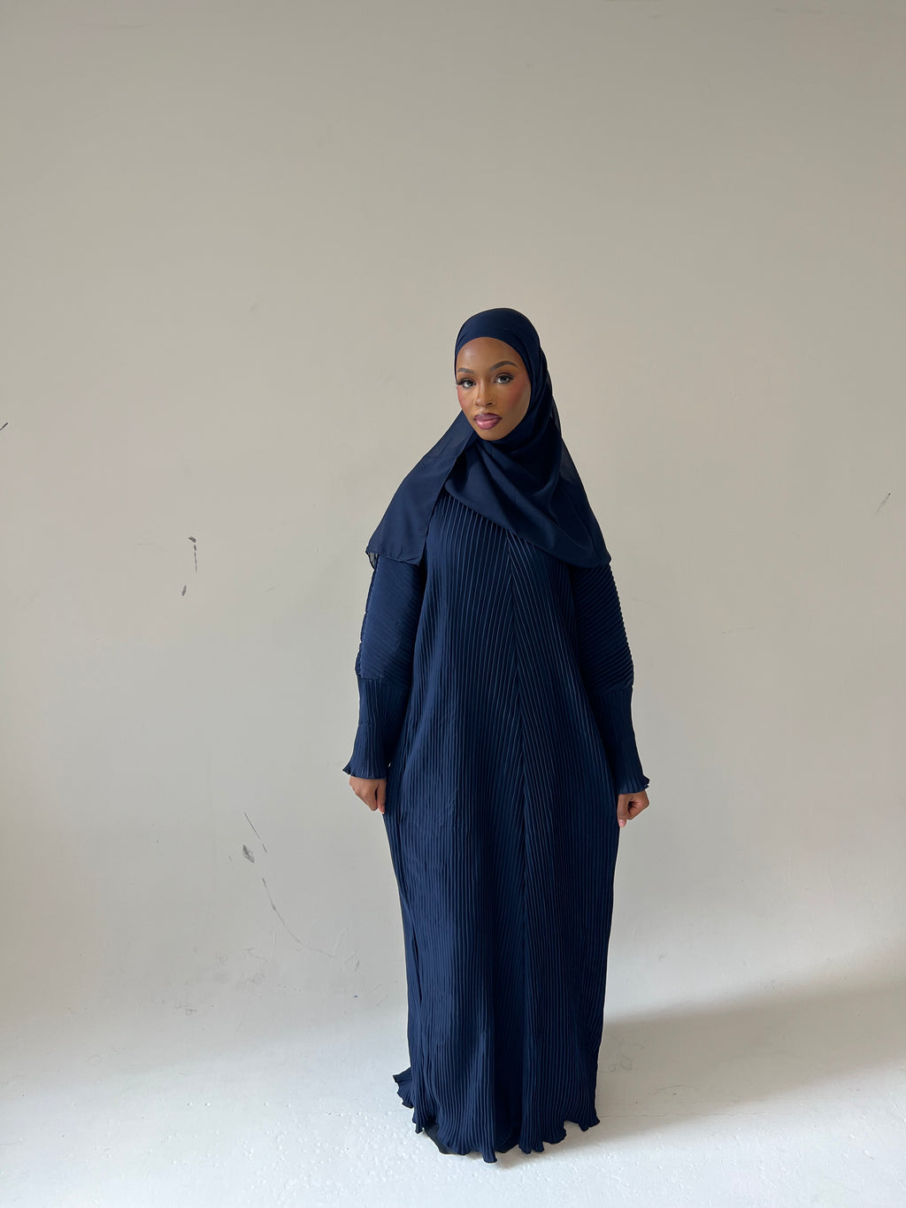Navy Pleated Abaya Hijab Set