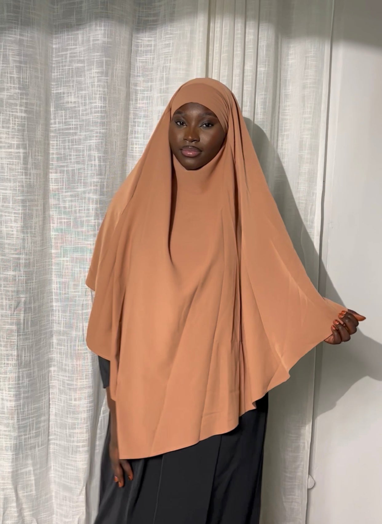Beige one-layer khimar – lightweight, breathable modest prayer wear