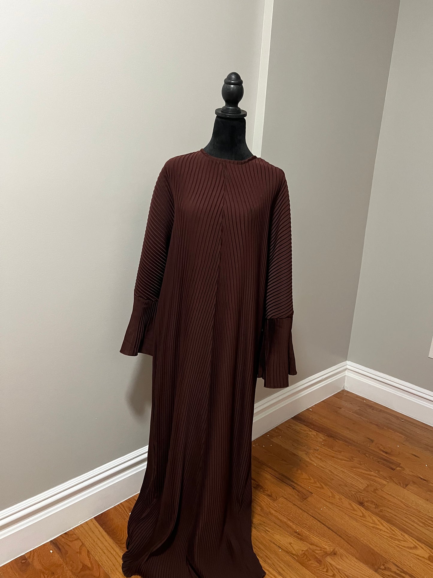 Chocolate Pleated Abaya Hijab Set