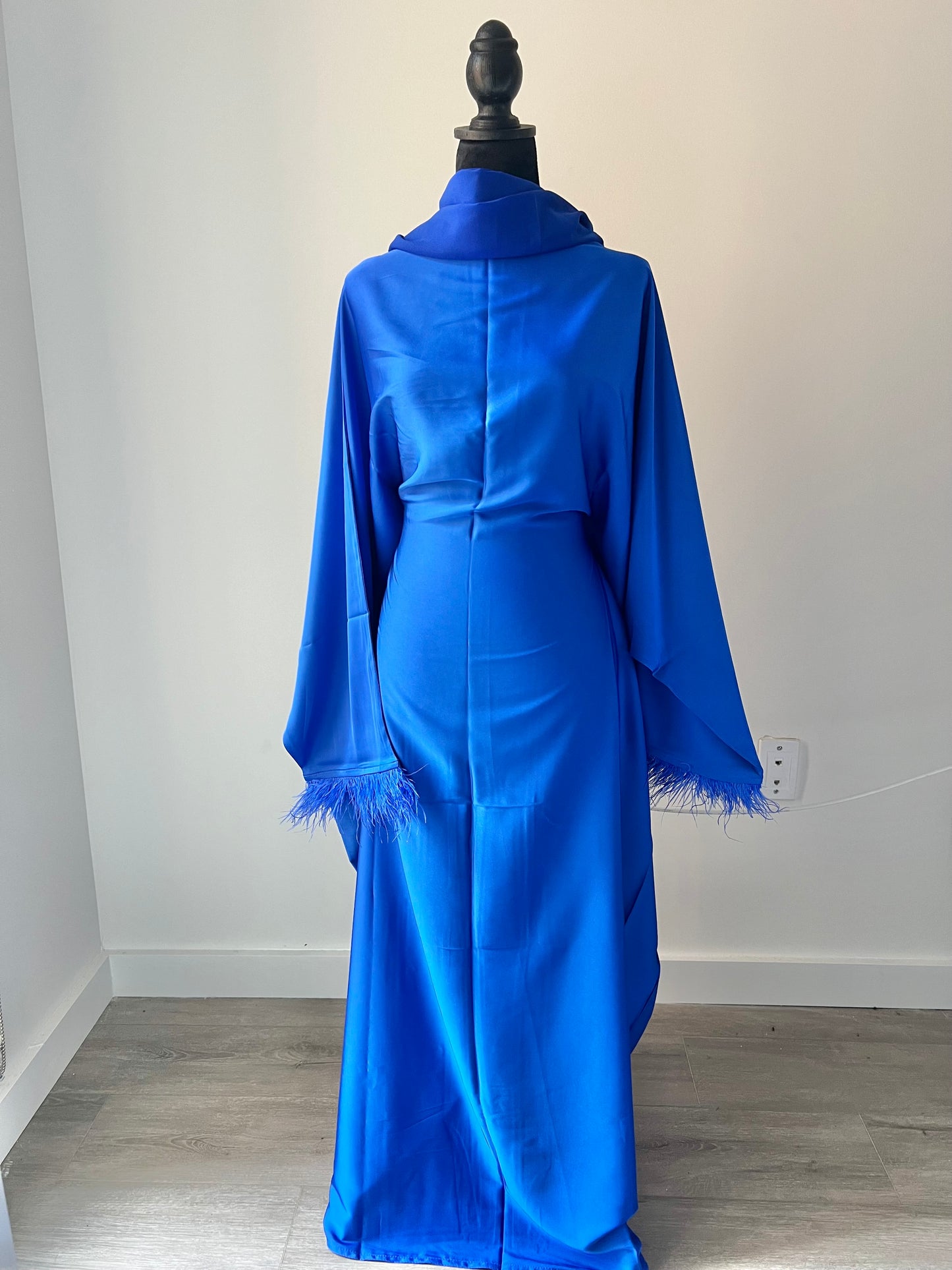 Royal blue feathered abaya set