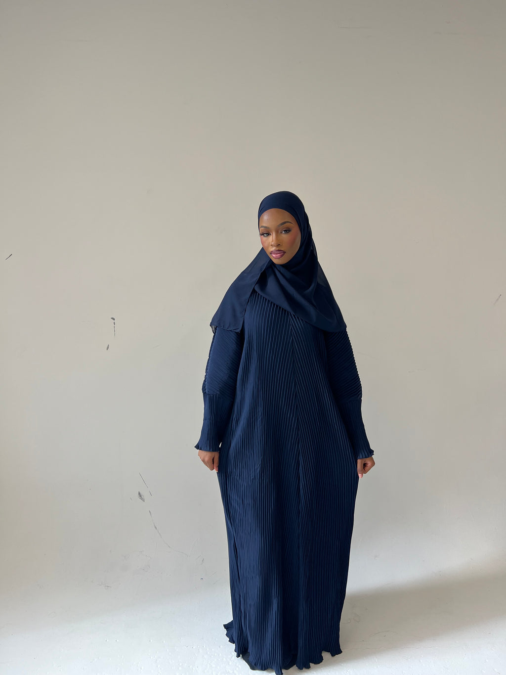 Navy Pleated Abaya Hijab Set
