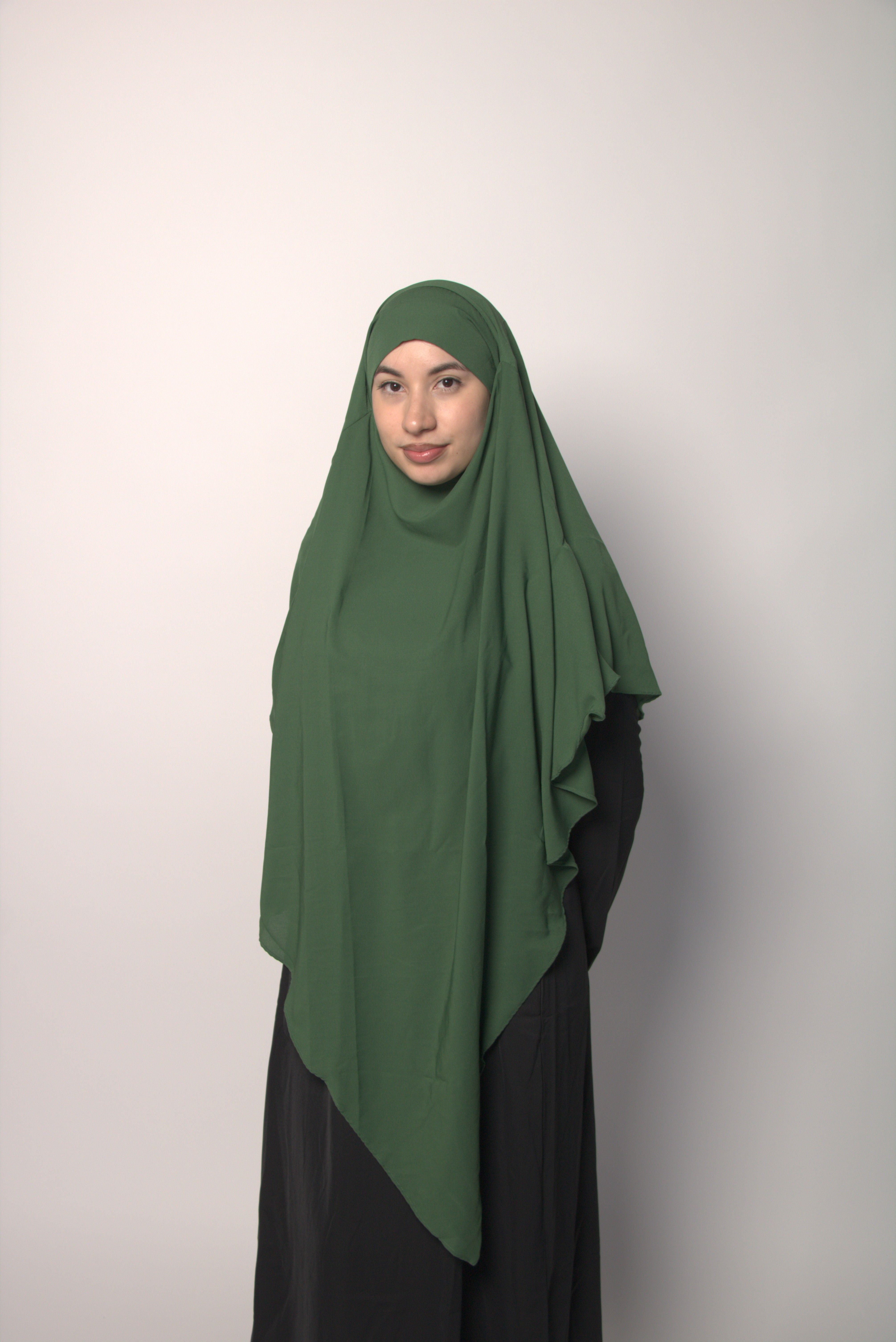 Green one-layer diamond khimar – lightweight, breathable modest prayer wear