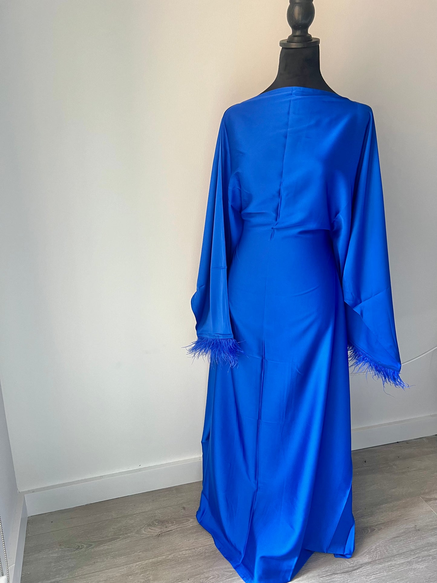 Royal blue feathered abaya set