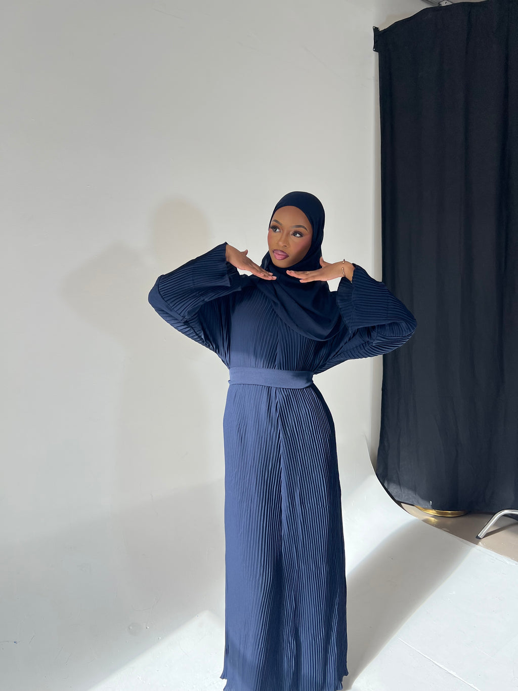 Navy Pleated Abaya Hijab Set