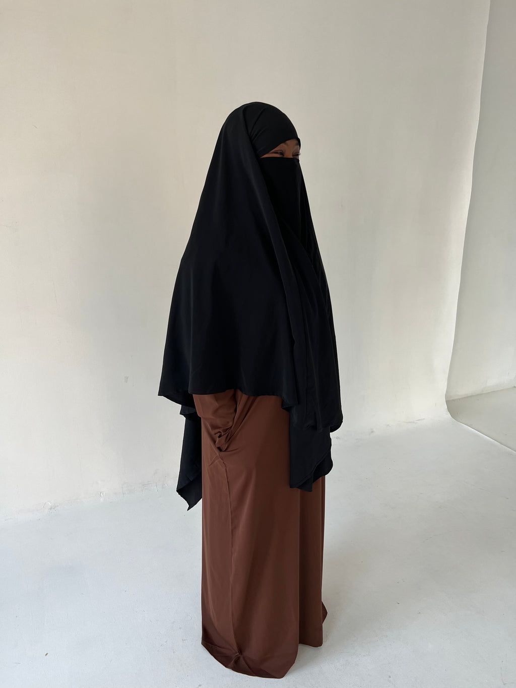 Brown Pocketed Lila Abaya