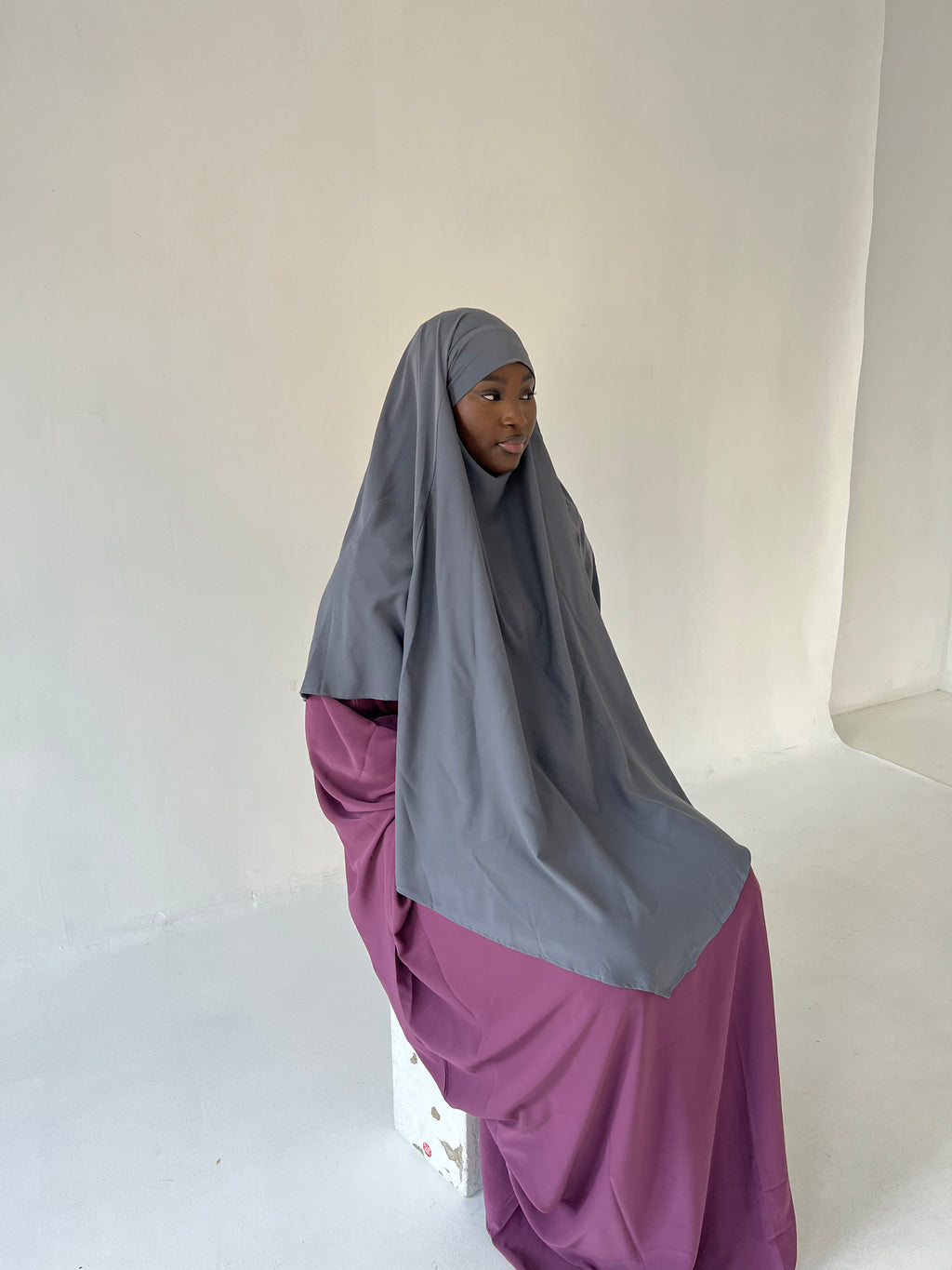 Dark Grey Diamond khimar
