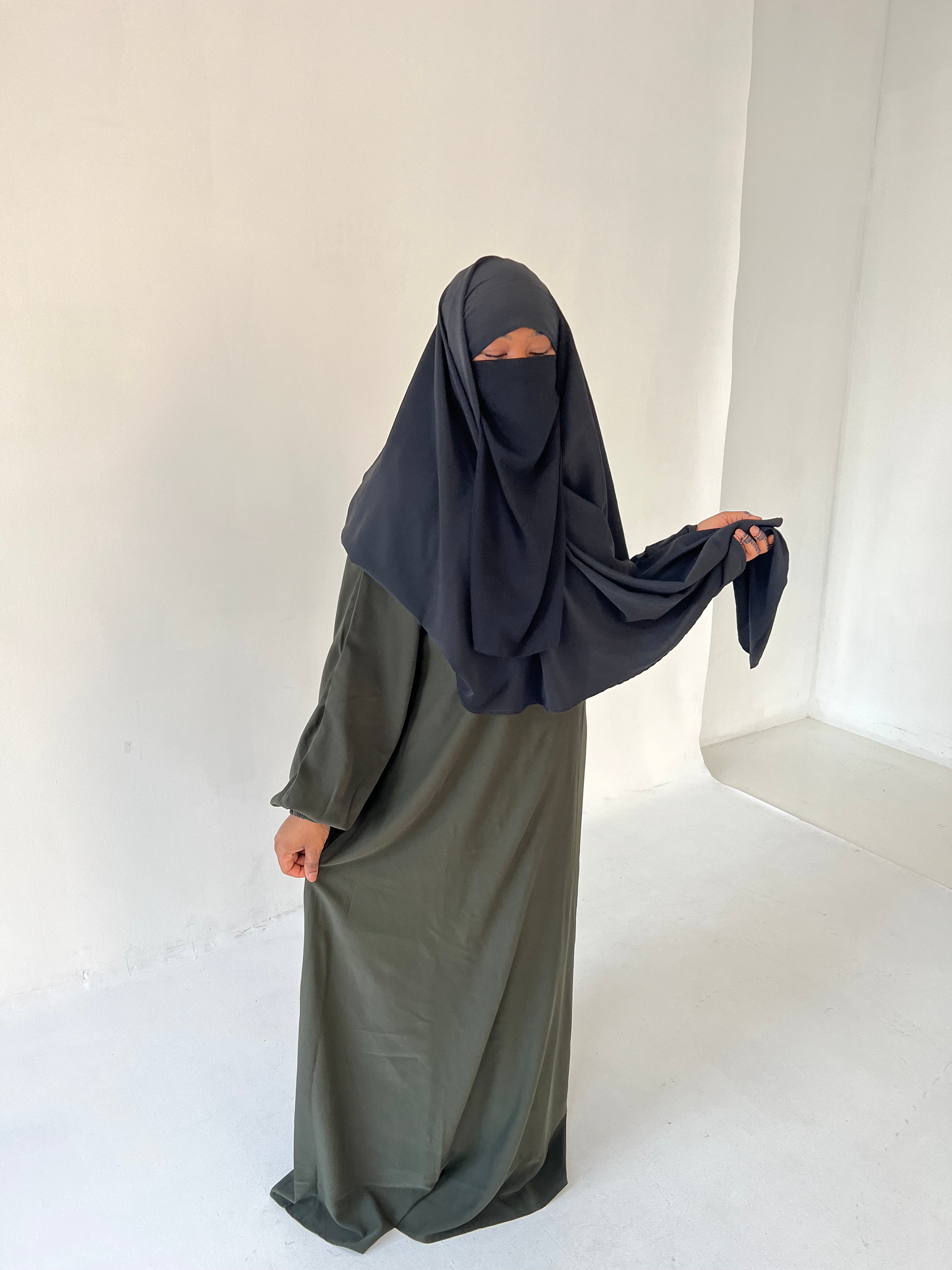 Army Green Pocketed Lila Abaya